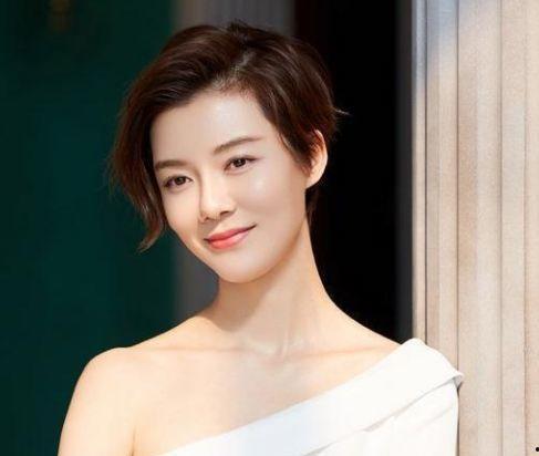 娱乐圈吃瓜猜明星是谁,揭秘那些隐藏在瓜皮背后的明星身份